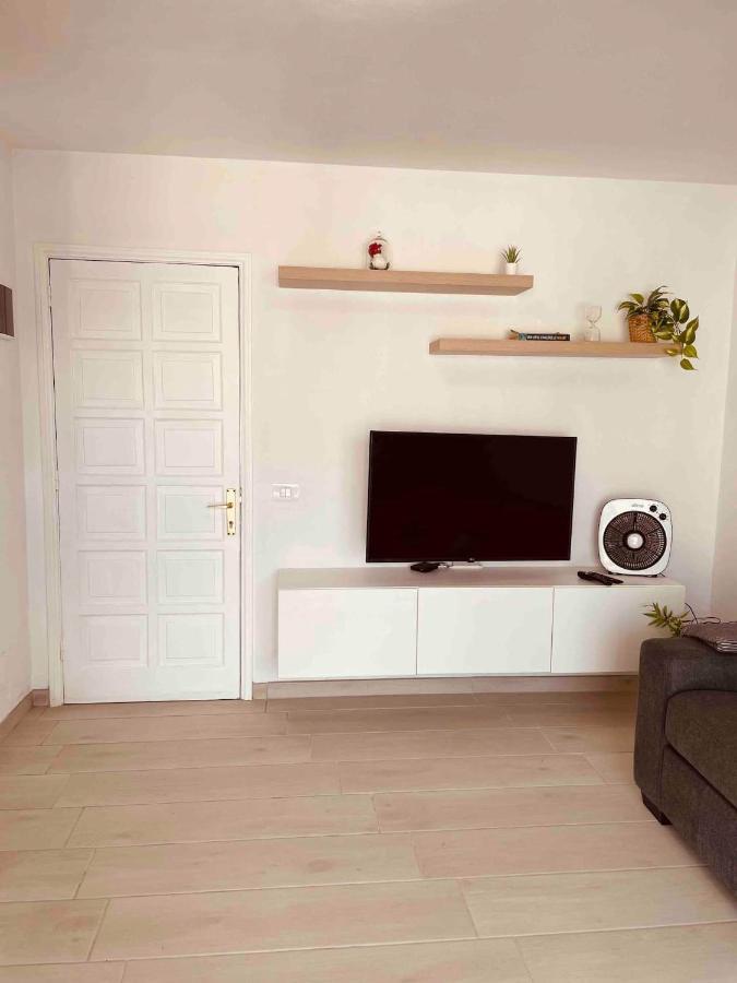 Apartment Luna -Modern One Bedroom Apartment In Central Puerto Del Carmen Tías Buitenkant foto